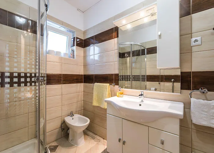 דירה Hundefreundliches Nur 350 Meter Zum Sandstrand Mit Privater Terrasse, Steingrill, Wifi *