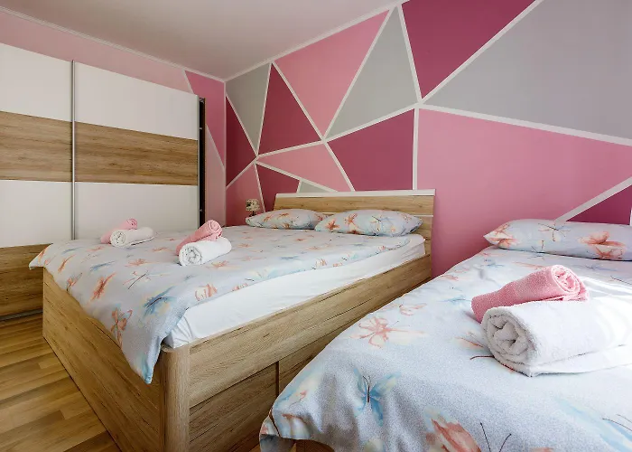 דירה Hundefreundliches Nur 350 Meter Zum Sandstrand Mit Privater Terrasse, Steingrill, Wifi *