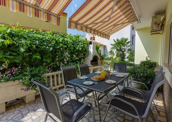 דירה Hundefreundliches Nur 350 Meter Zum Sandstrand Mit Privater Terrasse, Steingrill, Wifi